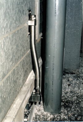 クランク用。・ガス管等の障害物がある場合。・外壁面より基礎面部分が張出している場合。