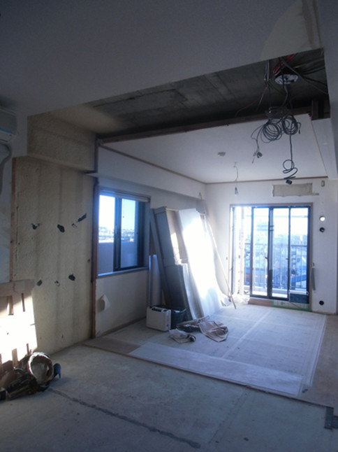 押入れを撤去し寝室とLDをつなげる