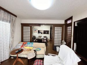 手前:リビング 奥:ダイニングキッチン