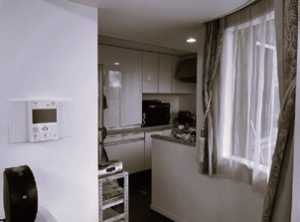 キッチンがリビングダイニングと離れていて、コミュニケーションが取りづらかった2