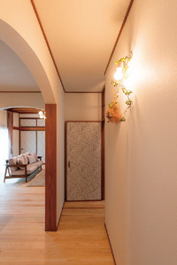 建具を設けることで日常空間をワンルーム化