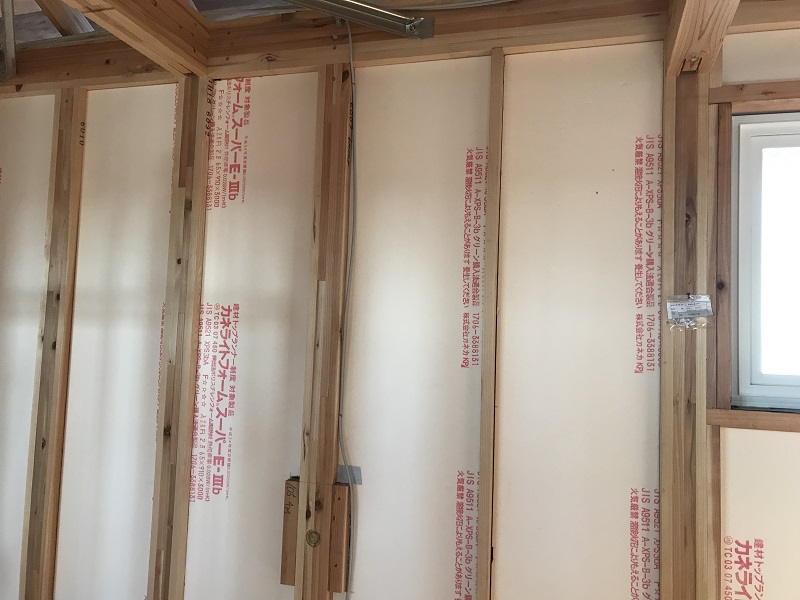 ［施工写真］カネライトフォームスーパーE-Ⅲ