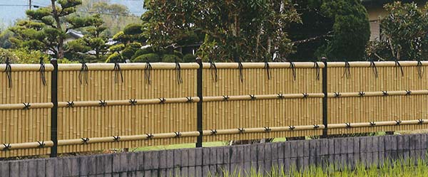 エイコープラ竹パネル　なごみ
竹の高さ約16mmと少しボリュームのある建仁寺パネル
規格：幅900×長さ1800