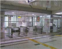 パイプカーテンゲート