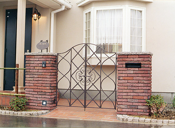 ロートアイアン門扉