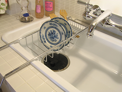 バスタブ用のラックを応用してコーディネート。