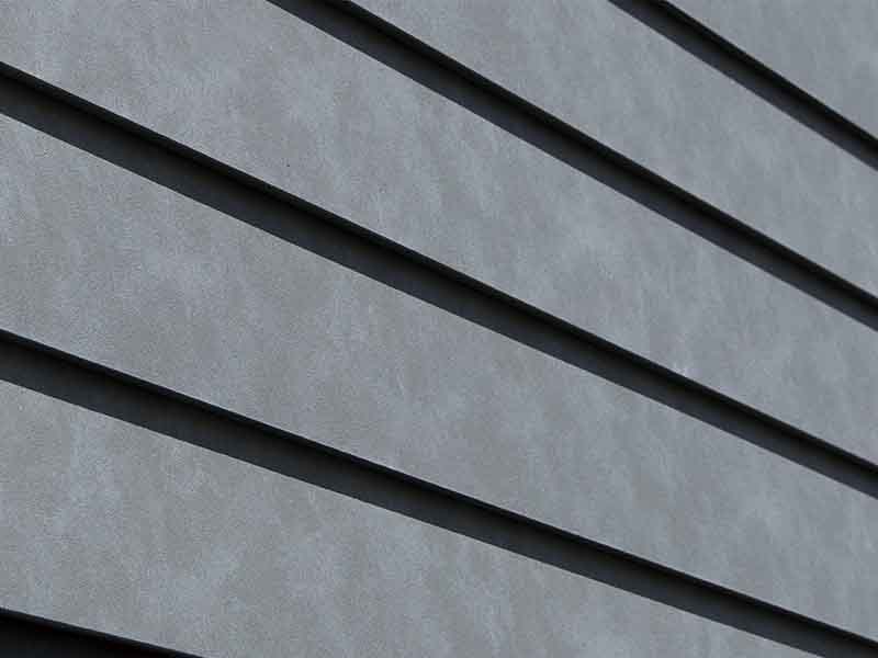 ラップ14窯変タイプ
淡い色ムラが施され、陽の光によって色の印象が変化する。