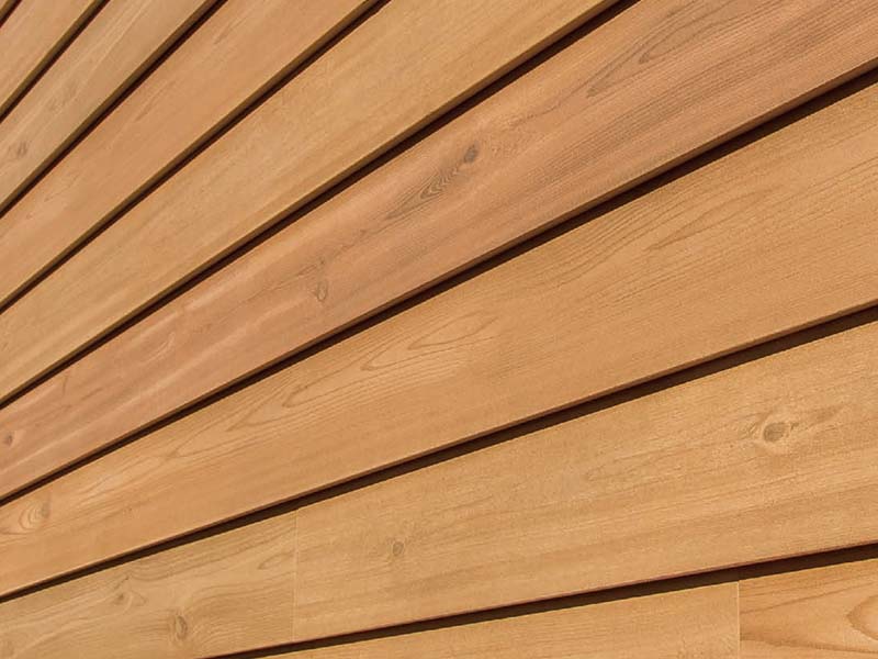 ラップ14　リアルデ／シダータイプ
レッドシダーの美しい木目をリアルに再現した本格派木目調ラップサイディング。
