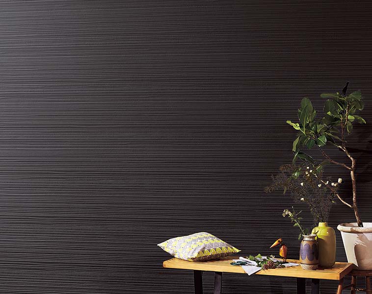 太さの違うリブやＲ形状のアクセントにより、複雑な陰影感で高級感を印象付ける新しいくしびき柄の「ルシェロF」。