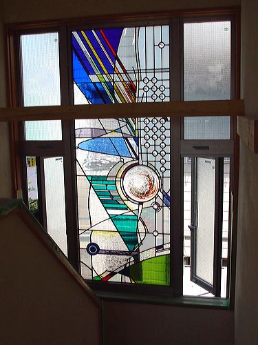 階段室・ステンドグラス