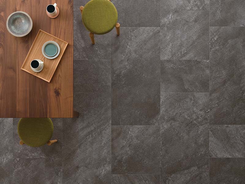 ロイヤルストーンの詳細