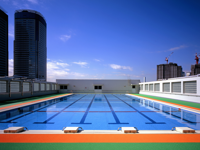 プールサイド用・屋外施設用床材