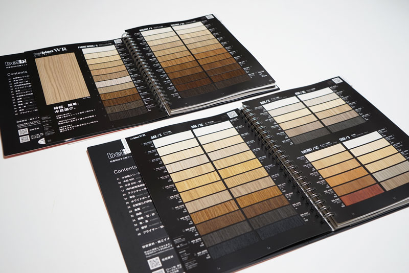 木目柄WRを全84品番に大幅に増強。インテリアで定番のウォルナット、オーク、アッシュを軸にグラデーションで展開。
また内外装用のEXも増柄、玄関ドア専用ベルビアンもラインナップされています。