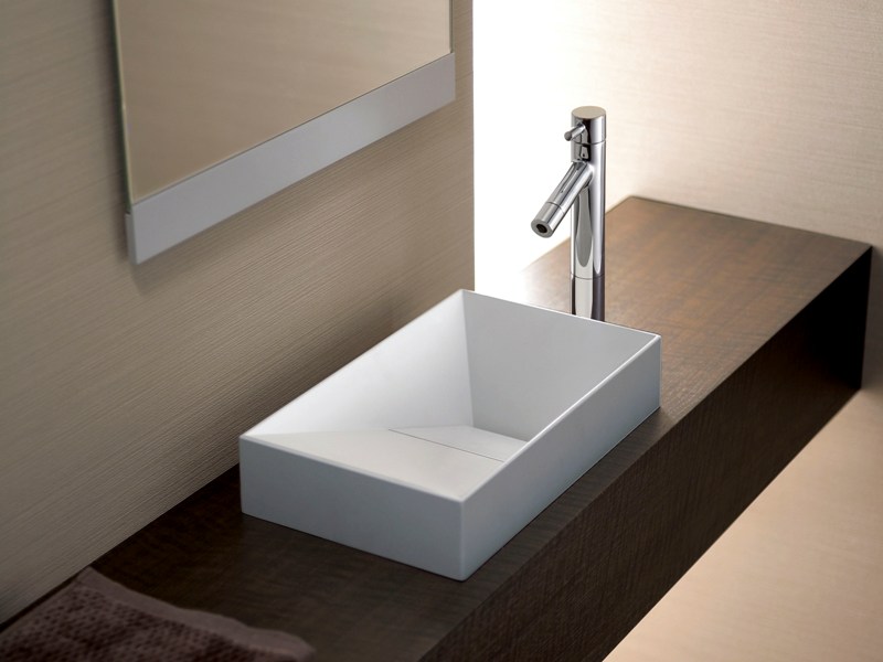 品番：CEL420R サイズ：W300×D180×H60mm 素材：人工大理石　価格：￥64,900（税抜き）