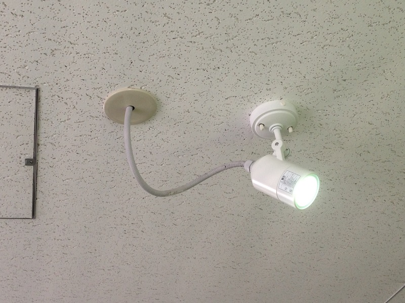 太陽光採光システム専用照射器具（例：スポットライト）