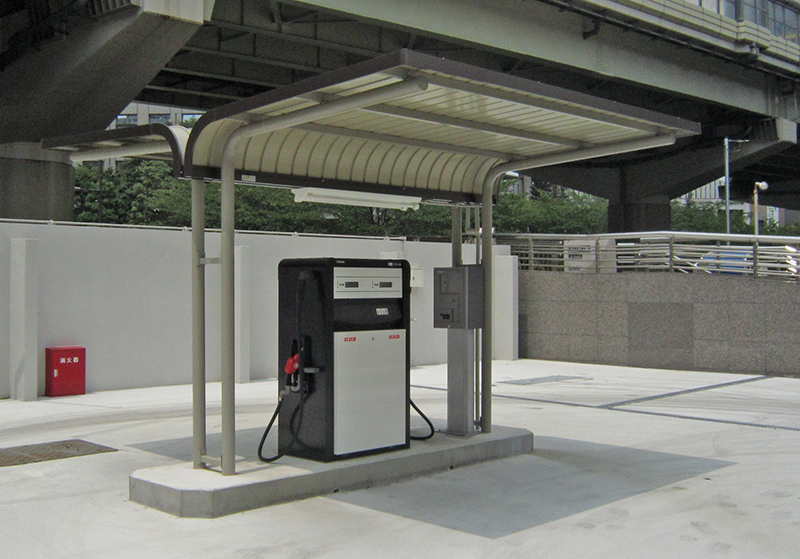 用途例 ガソリンスタンド給油機の屋根として