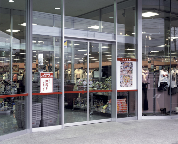 アルクラッセ・ドア