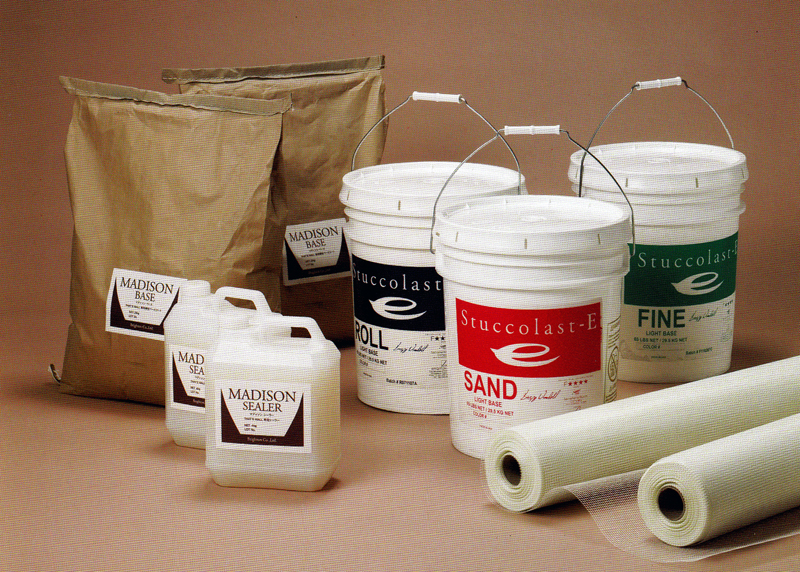 高弾性モルタル「マディソンベース」をはじめとする独自の技術で開発された専用材料を使ったシステムがサイディングを塗壁にリフォームすることを可能にした。