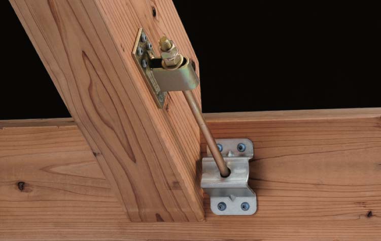 登り梁の0.5寸勾配～12.5寸勾配に取り付けることができる。