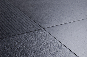 セラミックタイルの表面に、デジタル転写したかのように天然石そっくりに施柚されたセラミックタイルは、耐久性や用途もセラミック同等に使用が可能。