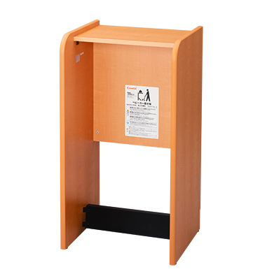 ベビーカーを収納できる荷物台。狭い通路でもスムーズな動線を確保。