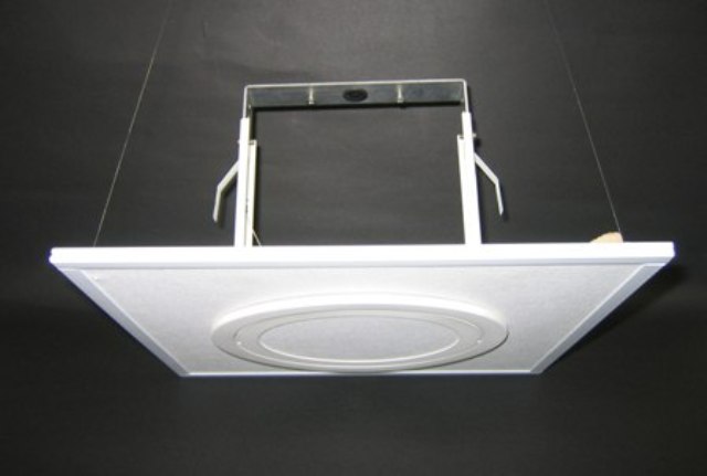 天井裏火災警報器金具