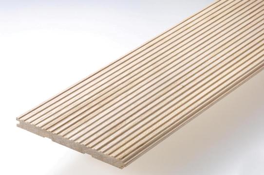 桐の壁材は、天井材やクローゼットなどでも使用可能。特に湿気の溜まりやすいクローゼットや押入れ等の収納スペースでは、桐の調湿機能が発揮される。