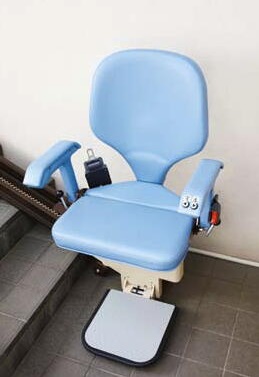 楽ちん号 KS-B型（直線階段/屋外用）