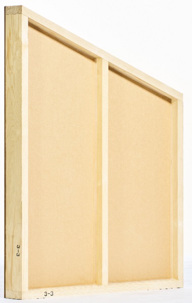 屋根勾配に合わせた台形・三角形の妻壁パネルにも対応。