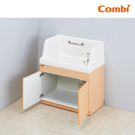 広々と収納できるキャビネット