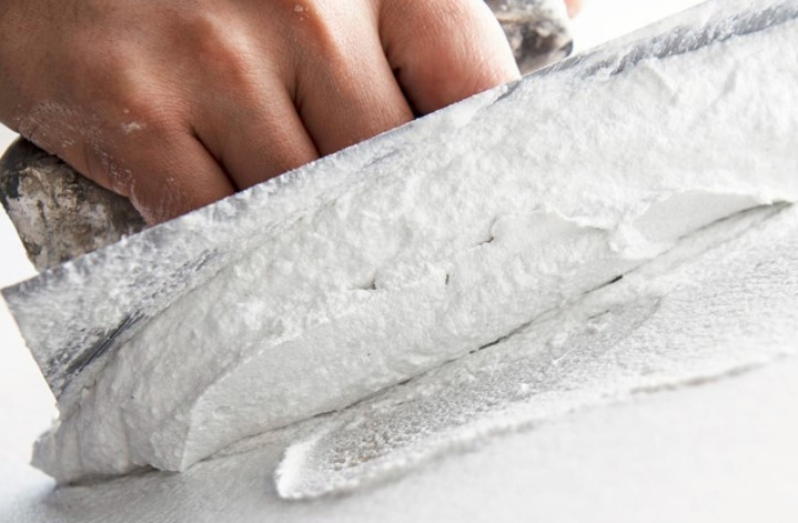 コテ跡を残したり、マットに仕上げたり。左官職人の技が生きるため、デザインが自在。