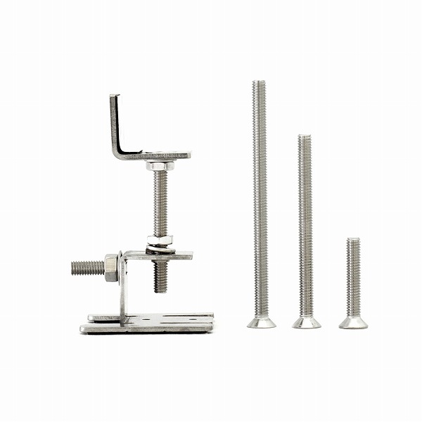 伸縮金具皿ネジ4本セットは屋根と太陽光パネルの隙間38～118mm(S・M・L・LL)まで対応可能。皿ネジを組み替えて高さを調節し使用する。
※皿ネジS・M・L・LLサイズごと販売あり