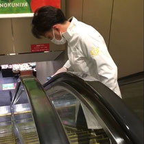 保育園/幼稚園/学校/福祉施設/老人施設/商業施設/飲食店/フードコート/スポーツジム/病院/店舗/事務所/工場/駅/電車バス車内/タクシー