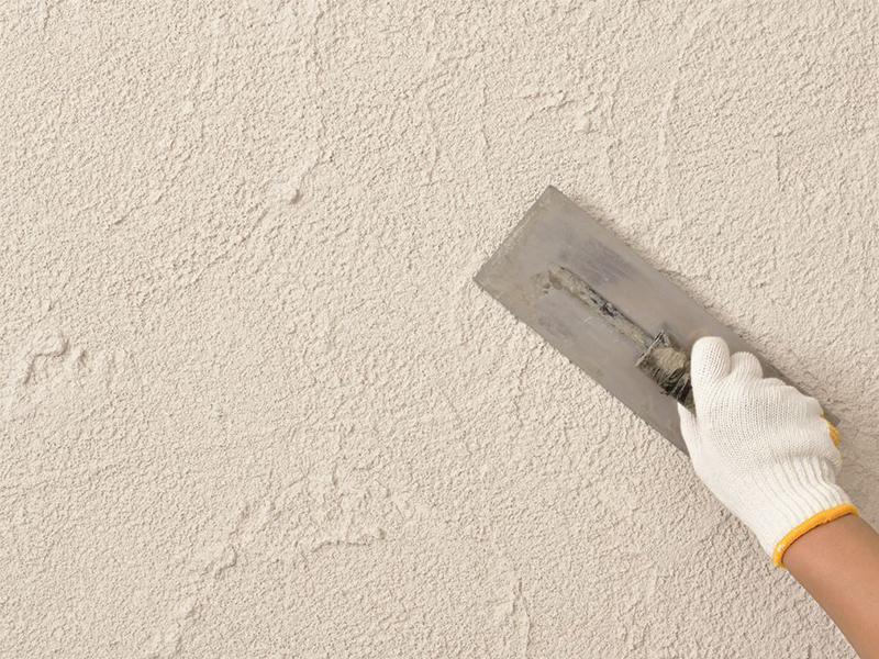 4つの仕上がりと、ライフスタイルと時代の変化に対応した、MYKEがセレクトしたカラーを60色用意。トレンド色もありつつ、長く使えるカラーバリエーション。