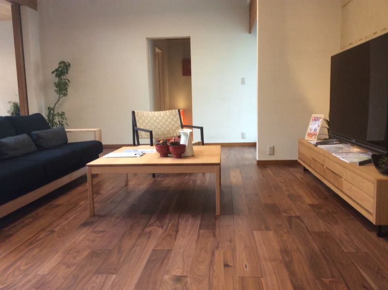 R&Bミルフィウッドの詳細