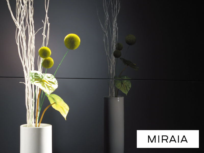 ミライア
■鏡面仕上げ
■寸法
:厚16×高455×長1820㎜
■材料認定
:準不燃:QM-0639