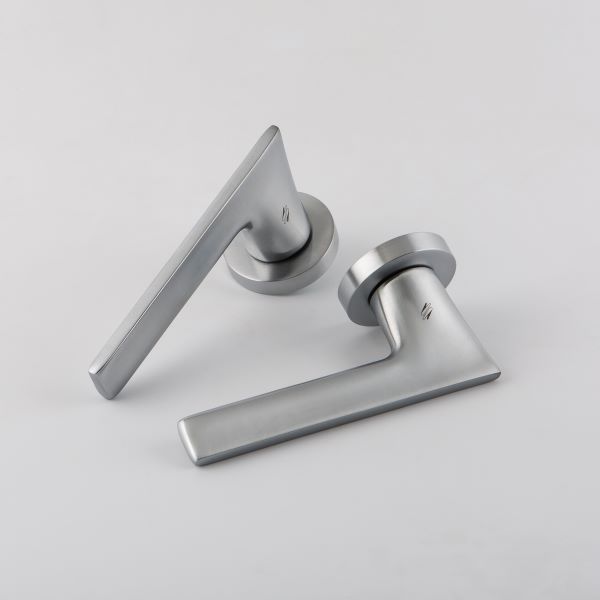 シンプルでミニマルなデザインはコロンボデザインのトレードマークの一つ。