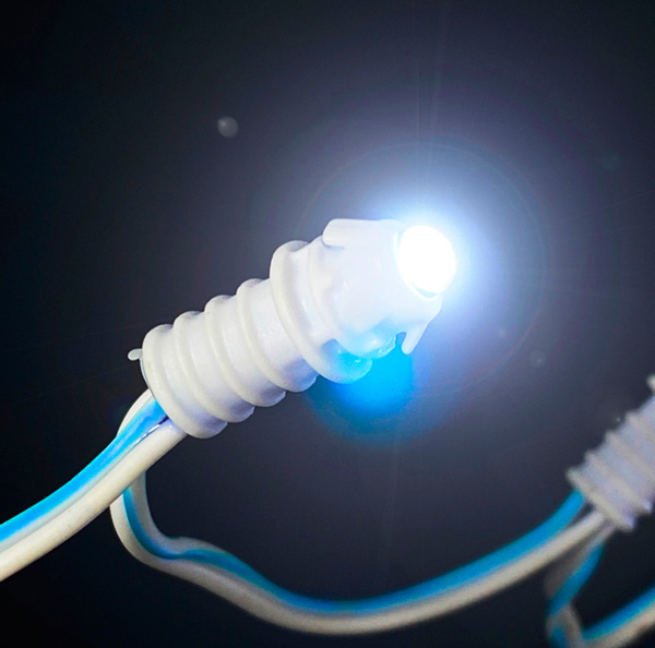 看板用超高輝度LED　ブレットラインONE